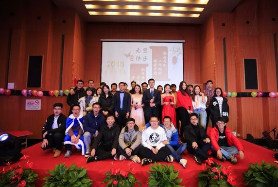 https://mmbiz.qpic.cn/mmbiz_png/5gt20V4qkNW3Rx7Tc8jkYJcFM1N2QHhbgQqYoCfcYkblXgX7Vb6Vk2zr23M71RcElJZTljjKrx4LBLDr4vUaUQ/640?wx_fmt=png