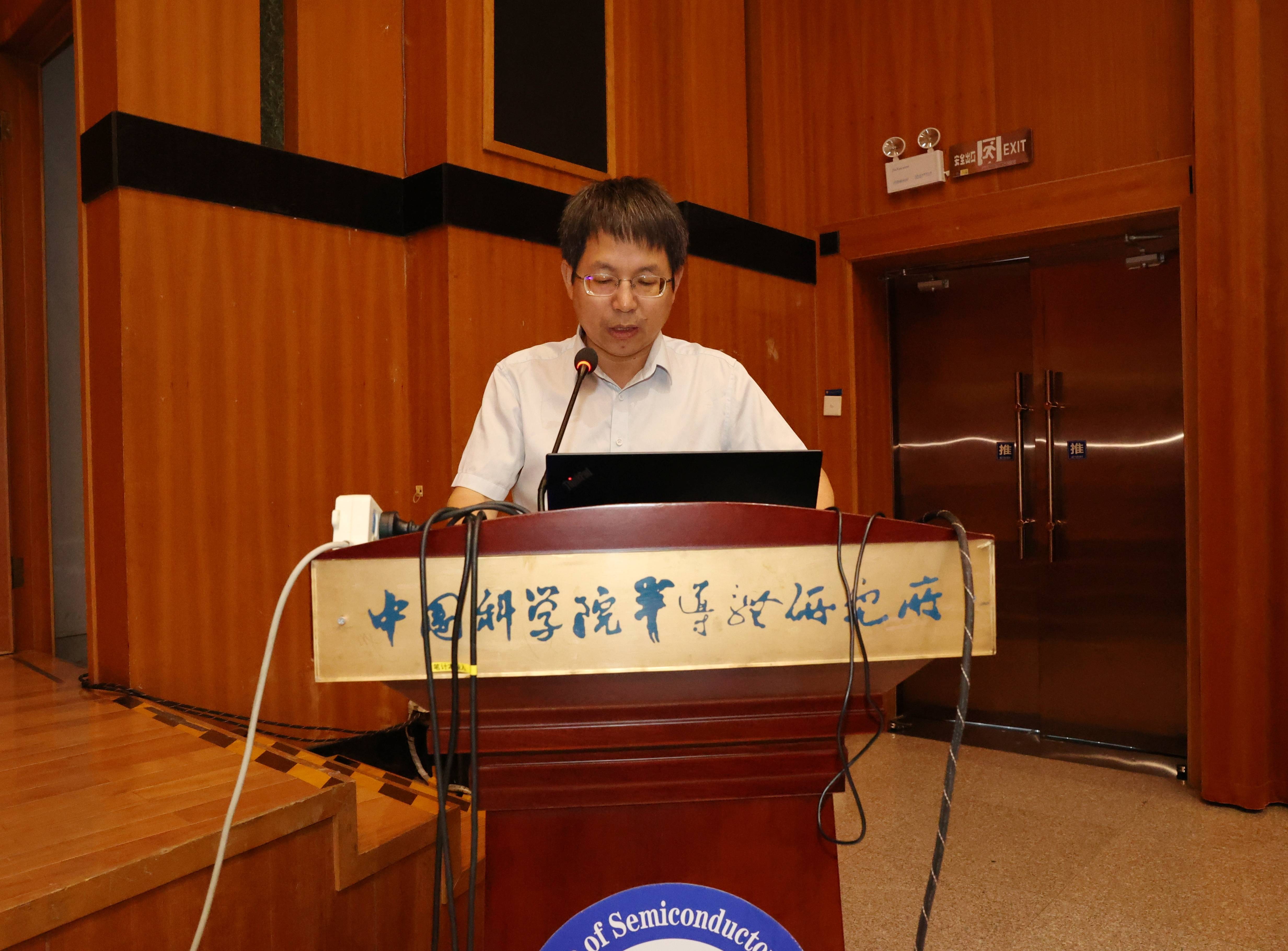 调毕业典礼(1).jpg