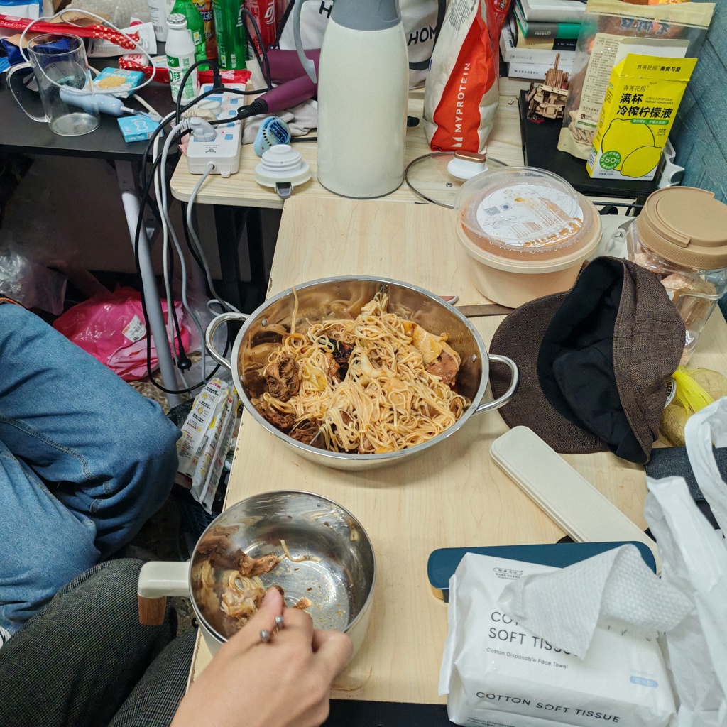 做饭菜现场_202510220918.jpg 做饭菜现场_202510220918.jpg